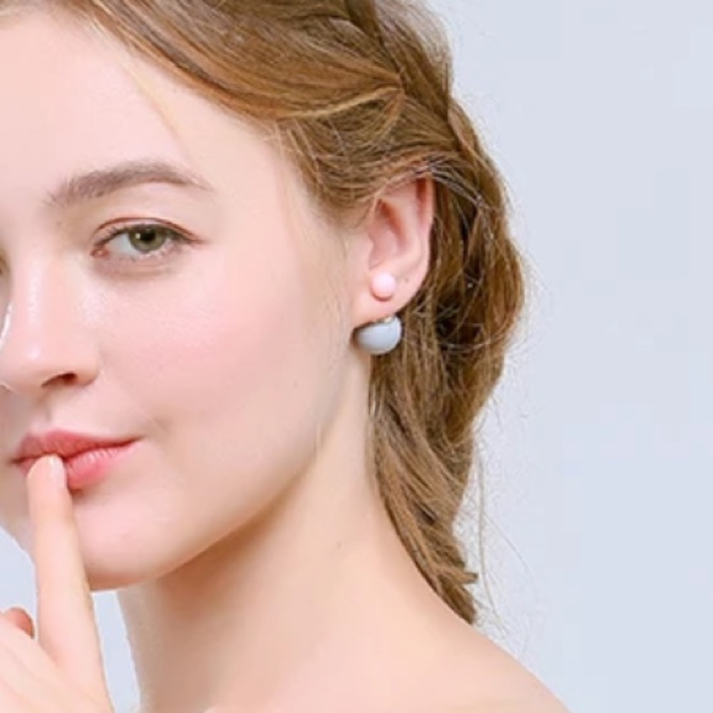 Double Faced Stud Earrings - Picture 2 of 4
